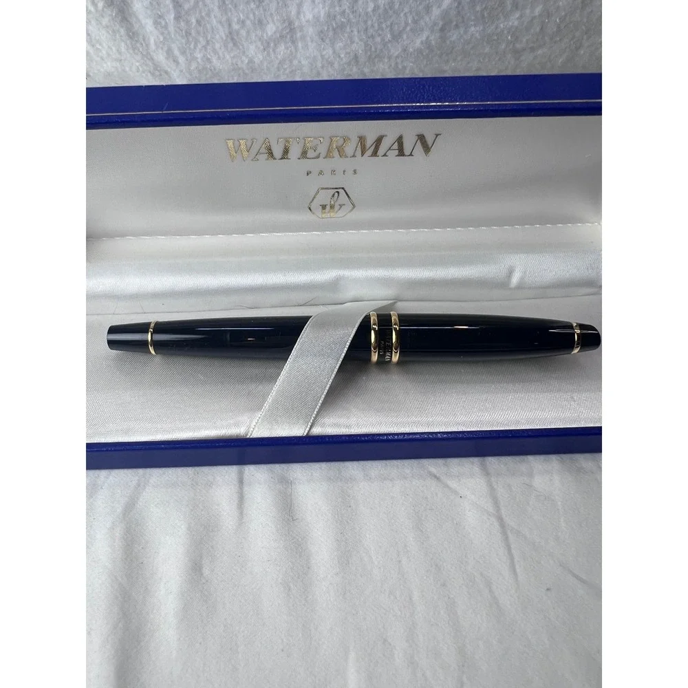 Waterman Expert Fountain Pen Black Lacquer Gold Trim Made in France with Box